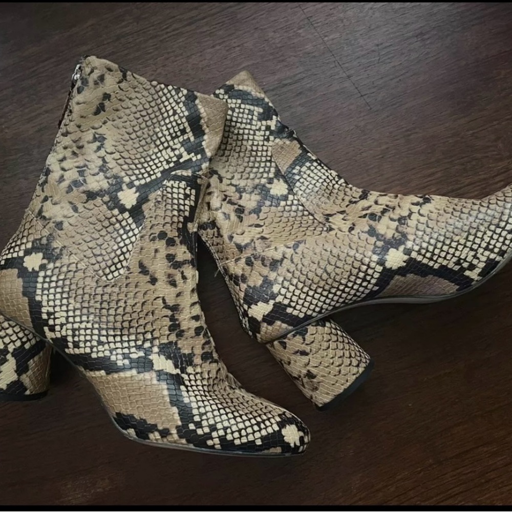 Snakeskin Patterned Ankle Boots